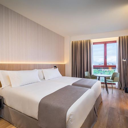 Occidental Pamplona Hotell Exteriör bild