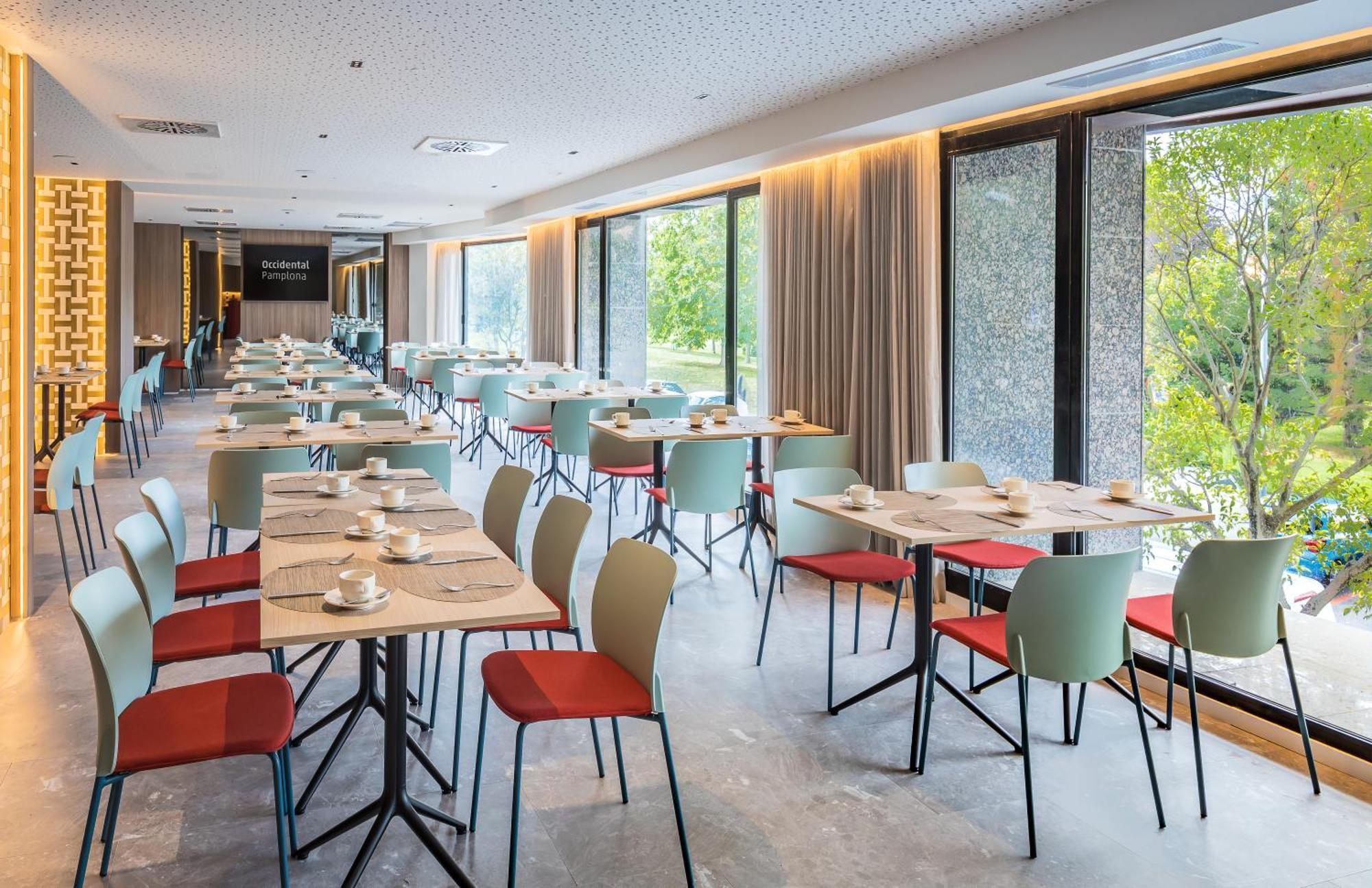 Occidental Pamplona Hotell Exteriör bild