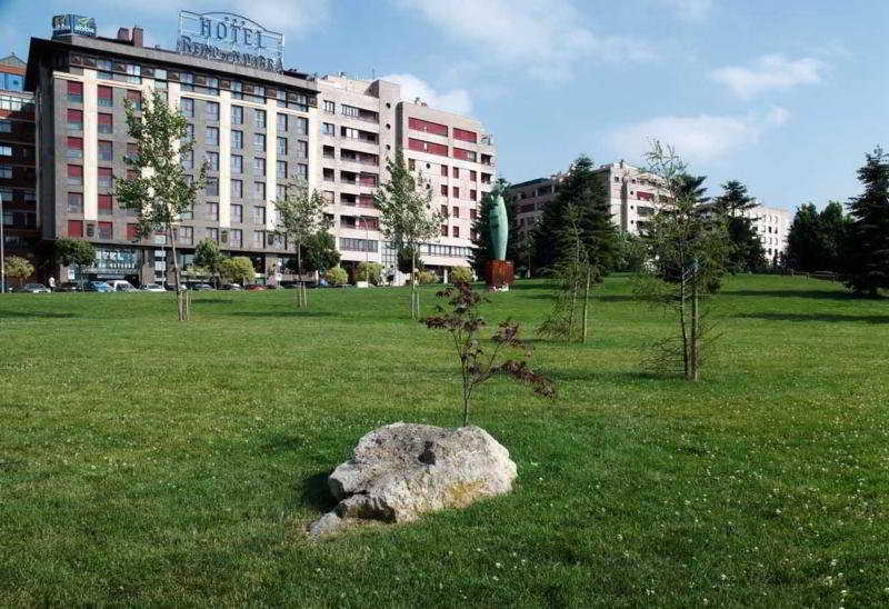 Occidental Pamplona Hotell Exteriör bild